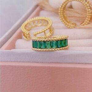 Elegant Gold and Green Women's Adjustable Ring